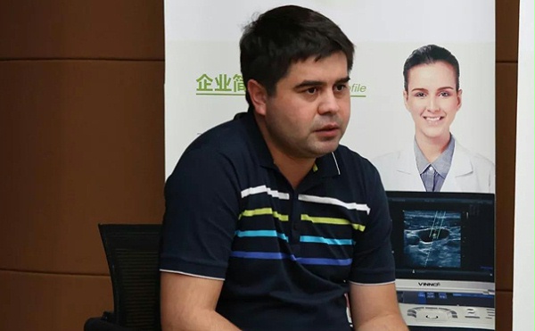 Makhkamjon 先生 乌兹别克斯坦公共急救中心