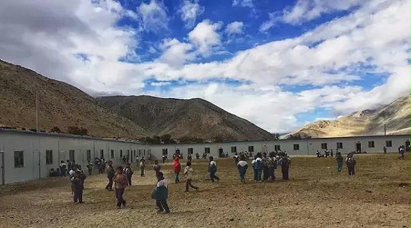 藏区的学校